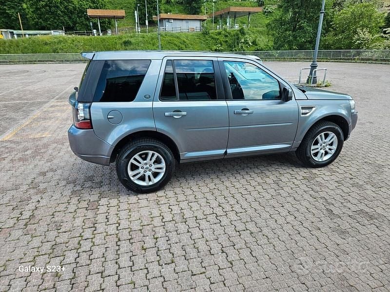 Usata Land Rover Freelander 2 150 CV (110 kW) 2014 Grigio SUV