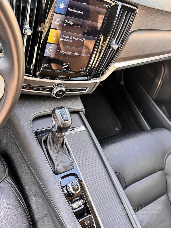 Usata Volvo V90 CC 2019 Nero Station wagon