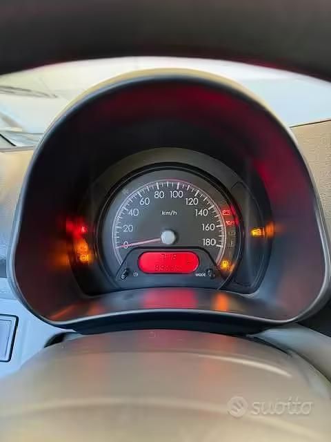 Usata Suzuki Alto 68 CV (50 kW) 2011 Utilitaria