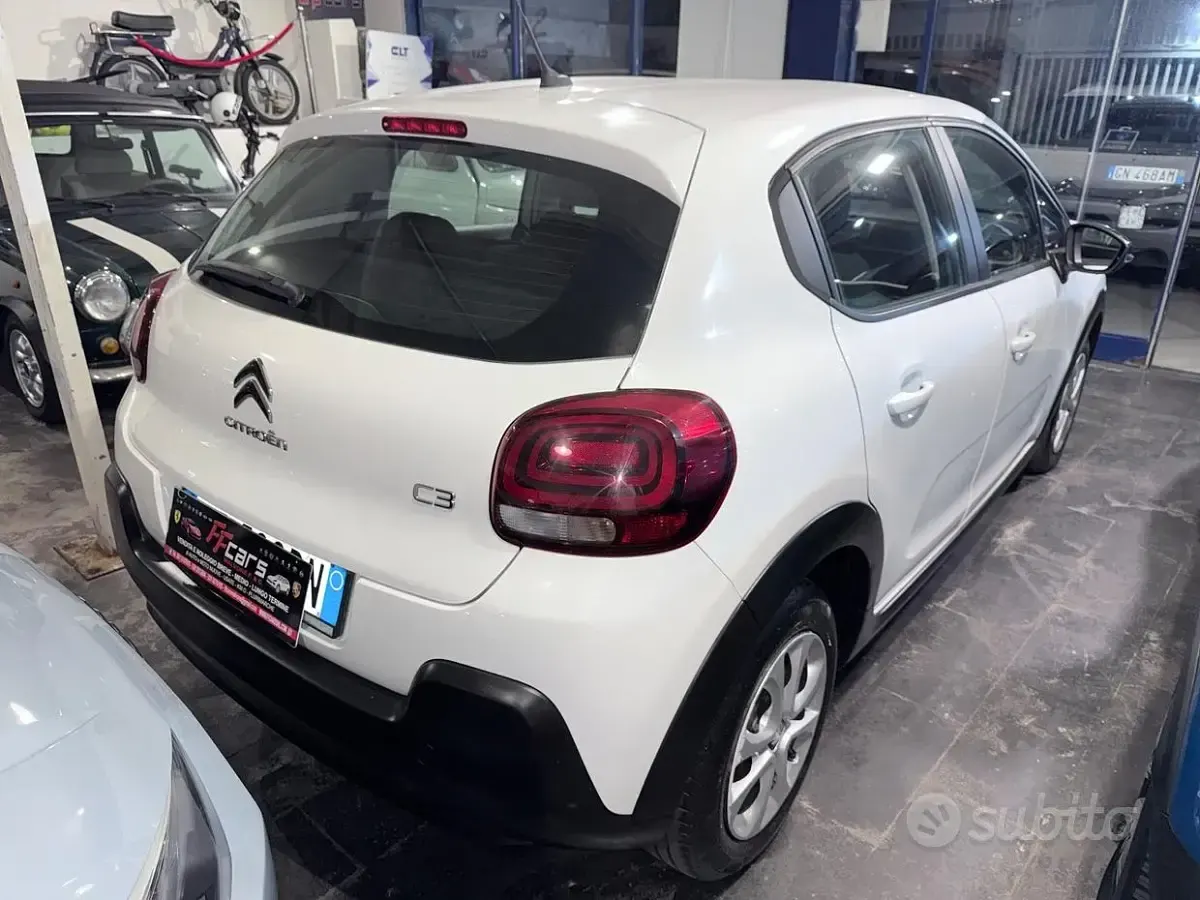 Usata Citroën C3 Feel 102 CV (75 kW) 2021 Bianco Utilitaria