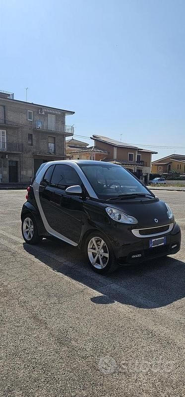 Usata Smart ForTwo Coupé 71 CV (52 kW) 2011 Nero Coupé