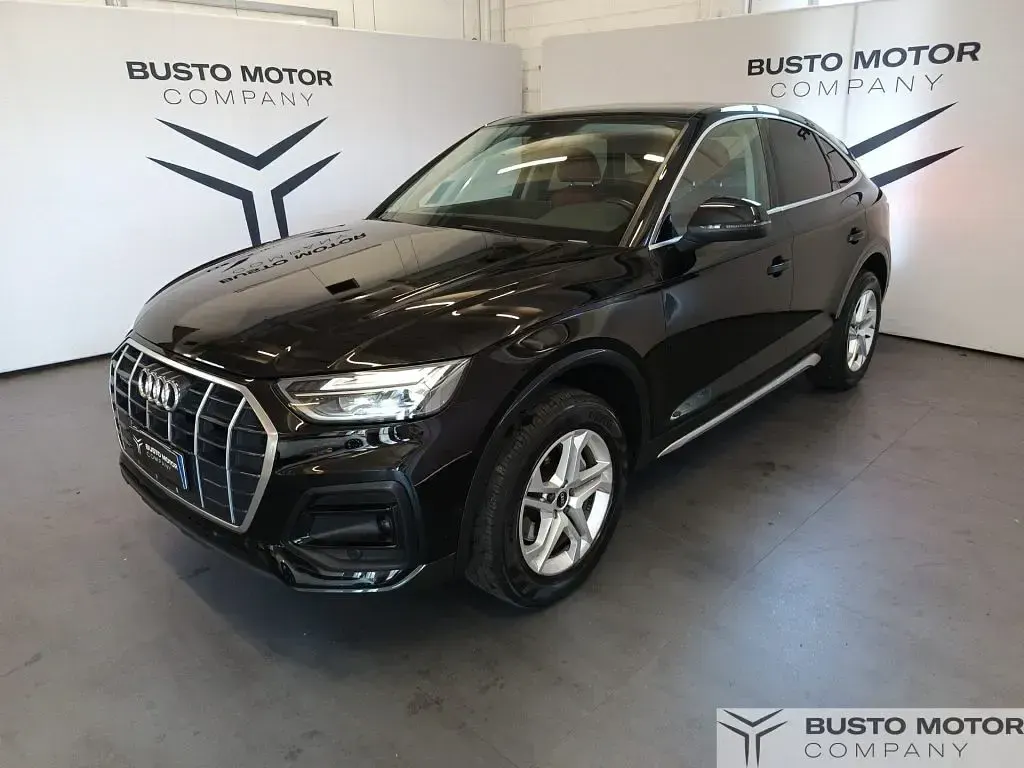 Usata Audi Q5 Sportback S-Line 204 CV (150 kW) 2021 Nero / metallizzato SUV