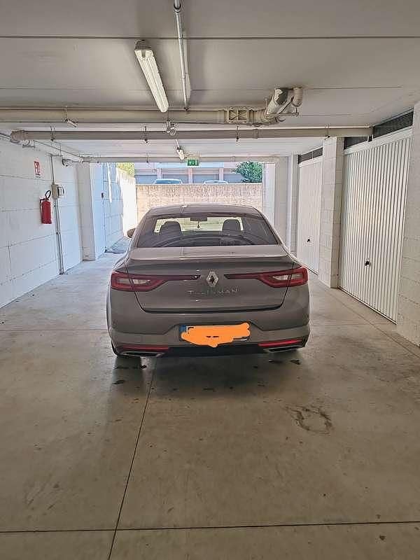 Usata Renault Talisman Initiale Paris 160 CV (117 kW) 2016 Berlina