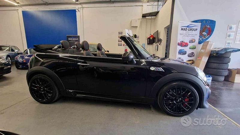 Usata Mini John Cooper Works Cabriolet 211 CV (155 kW) 2012 Nero Cabrio