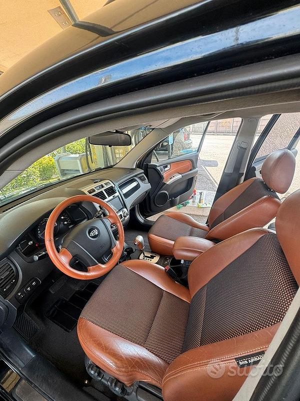 Usata Kia Sportage 175 CV (128 kW) 2004 Nero SUV