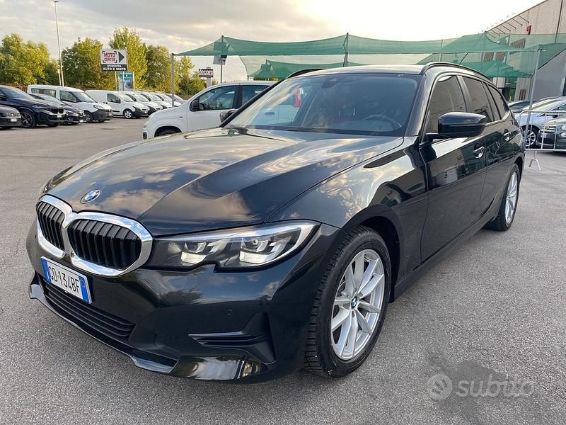 Nero Usata 2020 BMW 320e Station wagon | 23.990 € (Buon prezzo) - Immagine 1/4