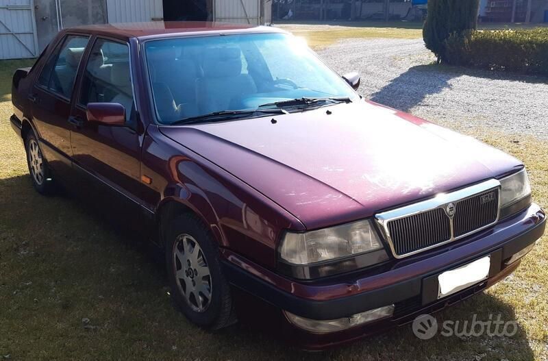 Usata Lancia Thema 201 CV (147 kW) 1993 Rosso Utilitaria