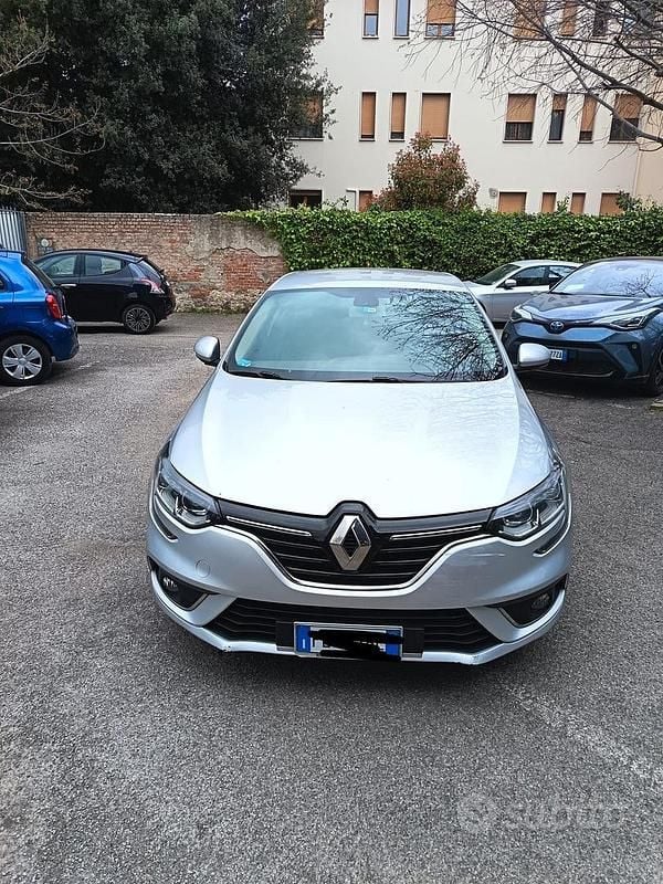 Usata Renault Mégane IV LIMITED 110 CV (80 kW) 2016 Grigio Berlina
