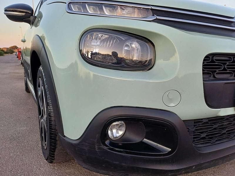 Usata Citroën C3 Shine 102 CV (75 kW) 2019 Verde Utilitaria