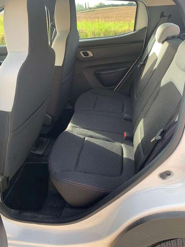 Usata Dacia Spring Expression 47 kW (65 CV) 2024 Bianco Utilitaria