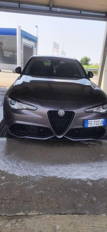 Usata Alfa Romeo Giulia Veloce 211 CV (155 kW) 2016 Berlina