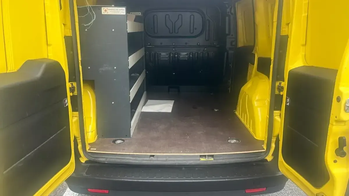 Usata Fiat Doblò S 95 CV (69 kW) 2020 Giallo Monovolume