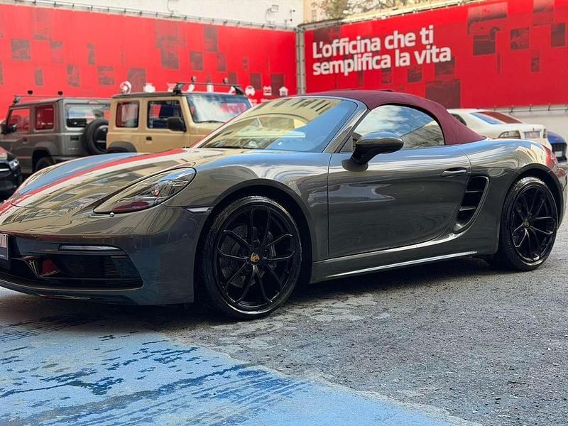 Usata Porsche 718 Boxster Edition 299 CV (219 kW) 2024 Argento Cabrio