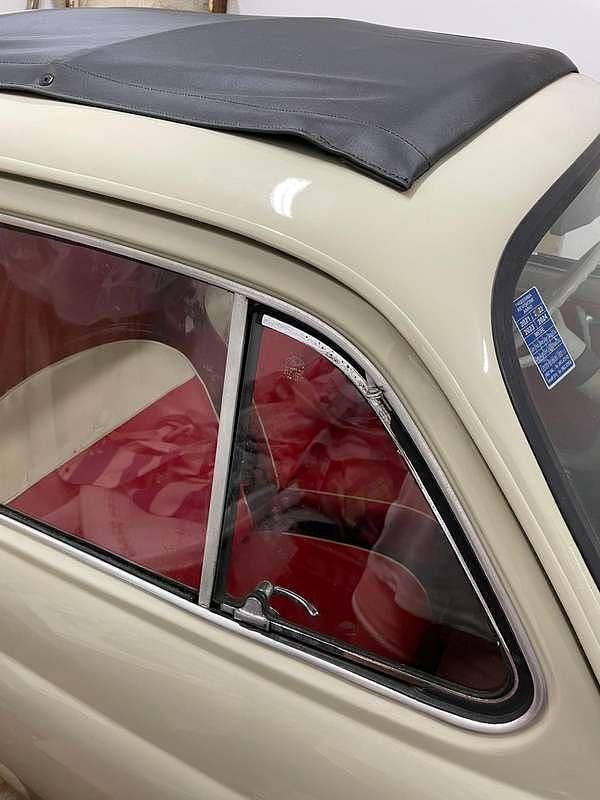 Usata Fiat 500 18 CV (13 kW) 1965 Beige Utilitaria