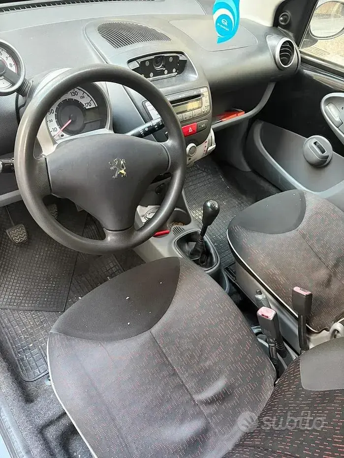 Usata Peugeot 107 68 CV (50 kW) 2009 Nero Utilitaria