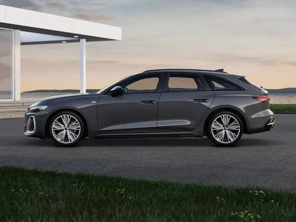 Nuova Audi A5 S-Line 204 CV (150 kW) 2026 Grigio magnete Station wagon