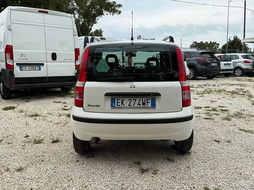 Gebraucht Fiat Panda Emotion 69 PS (50 kW) 2012 Weiß Kleinwagen