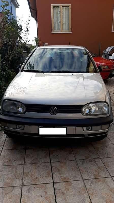 Usata VW Golf III GT 101 CV (74 kW) 1996 Berlina