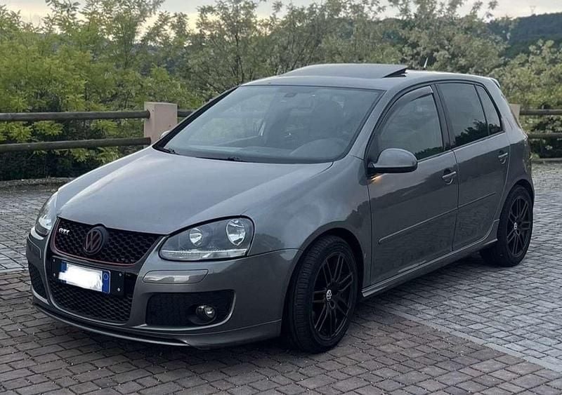 Grigio Usata 2008 VW Golf Edition Tre volumi | 6300 € (Super prezzo) - Immagine 1/4
