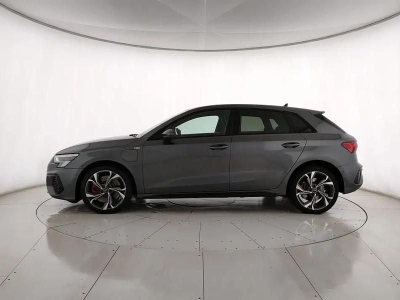 Usata Audi A3 S-Line 245 CV (180 kW) 2023 Grigio scuro Berlina