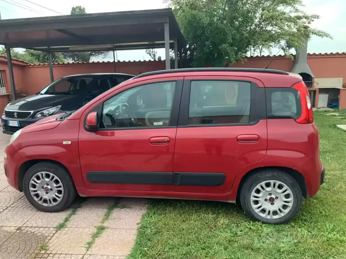Usata Fiat Panda 69 CV (50 kW) 2016 Rosso Utilitaria