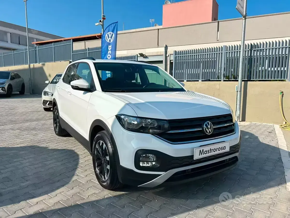 Usata VW T-Cross Style 95 CV (69 kW) 2023 Grigio SUV