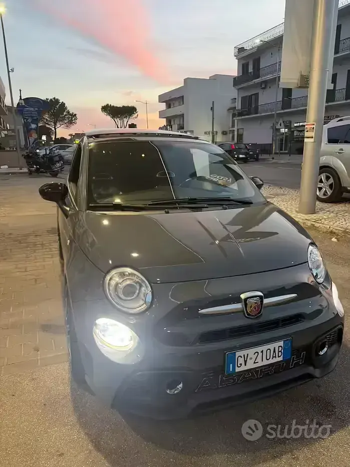 Usata Abarth 595 145 CV (106 kW) 2018 Grigio Berlina