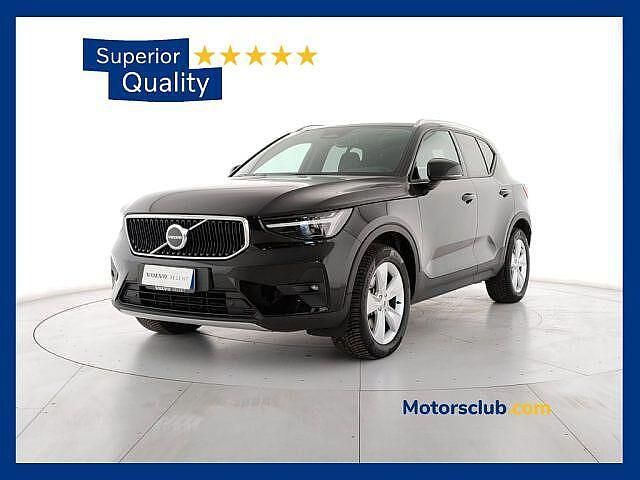 Nero Usata 2025 Volvo XC40 Core SUV | 31.720 € (Buon prezzo) - Immagine 1/4