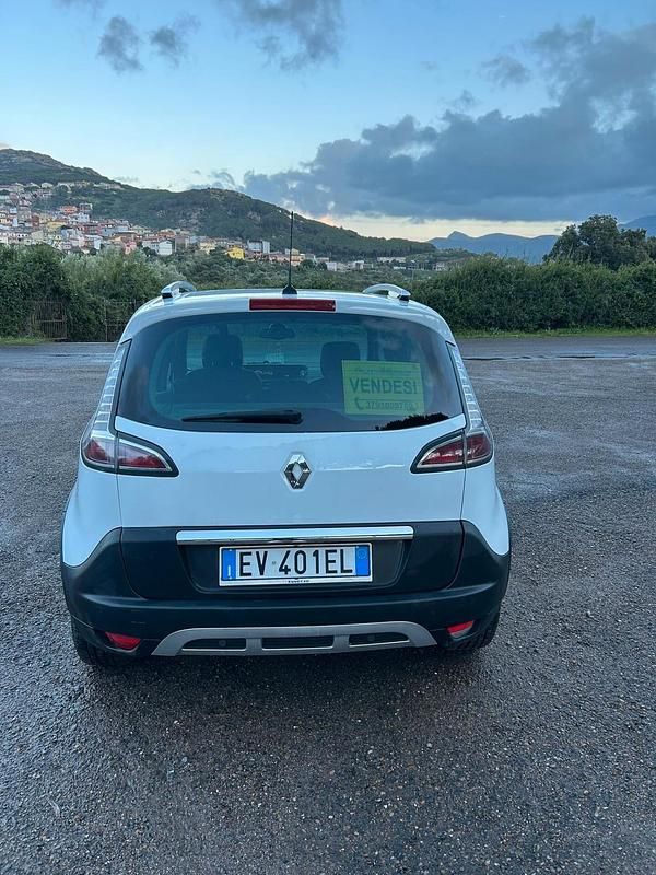 Usata Renault Scénic III XMOD 110 CV (80 kW) 2014 Bianco Monovolume