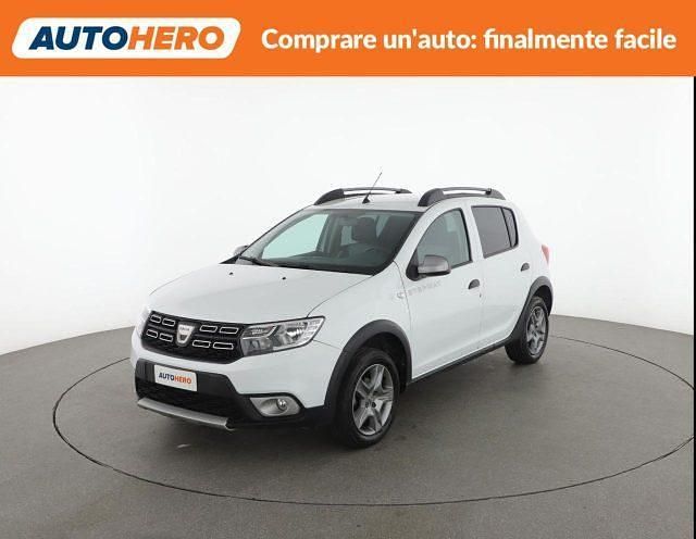 Usata Dacia Sandero Comfort 89 CV (65 kW) 2020 Bianco Berlina