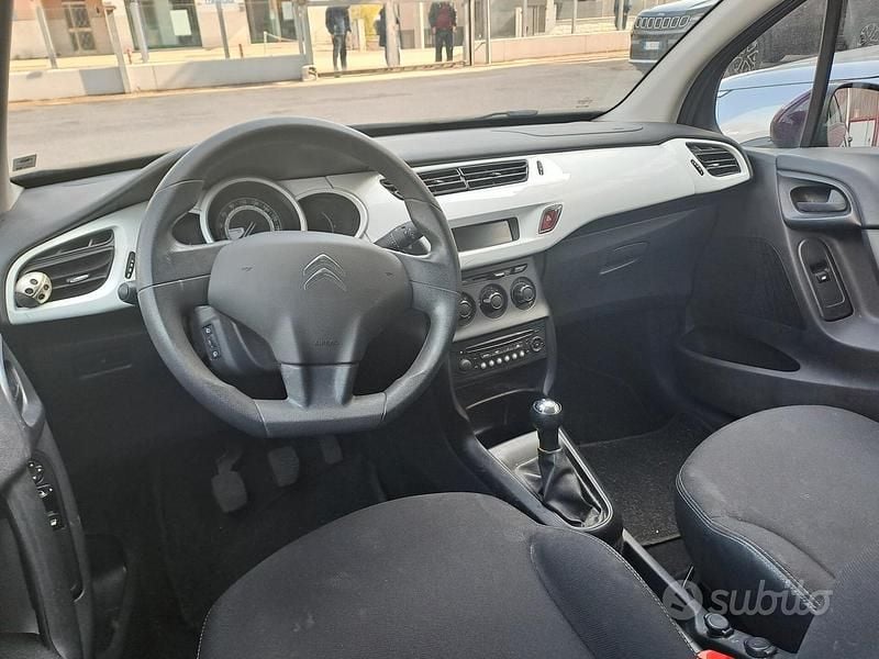 Usata Citroën C3 Feel 81 CV (59 kW) 2016 Viola Berlina