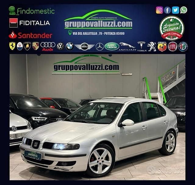 Argento Usata 2003 Seat Leon Tre volumi | 2790 € (Buon prezzo) - Immagine 1/4