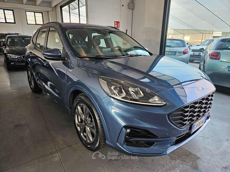 Usata Ford Kuga ST-Line X 120 CV (88 kW) 2022 Blu/azzurro SUV
