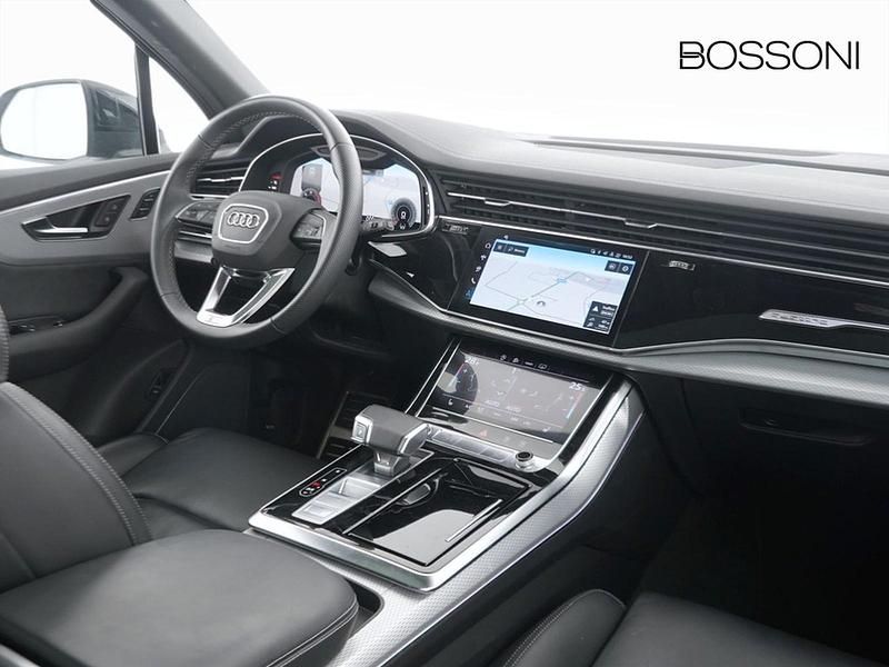 Usata Audi Q7 S-Line 286 CV (210 kW) 2024 Grigio SUV