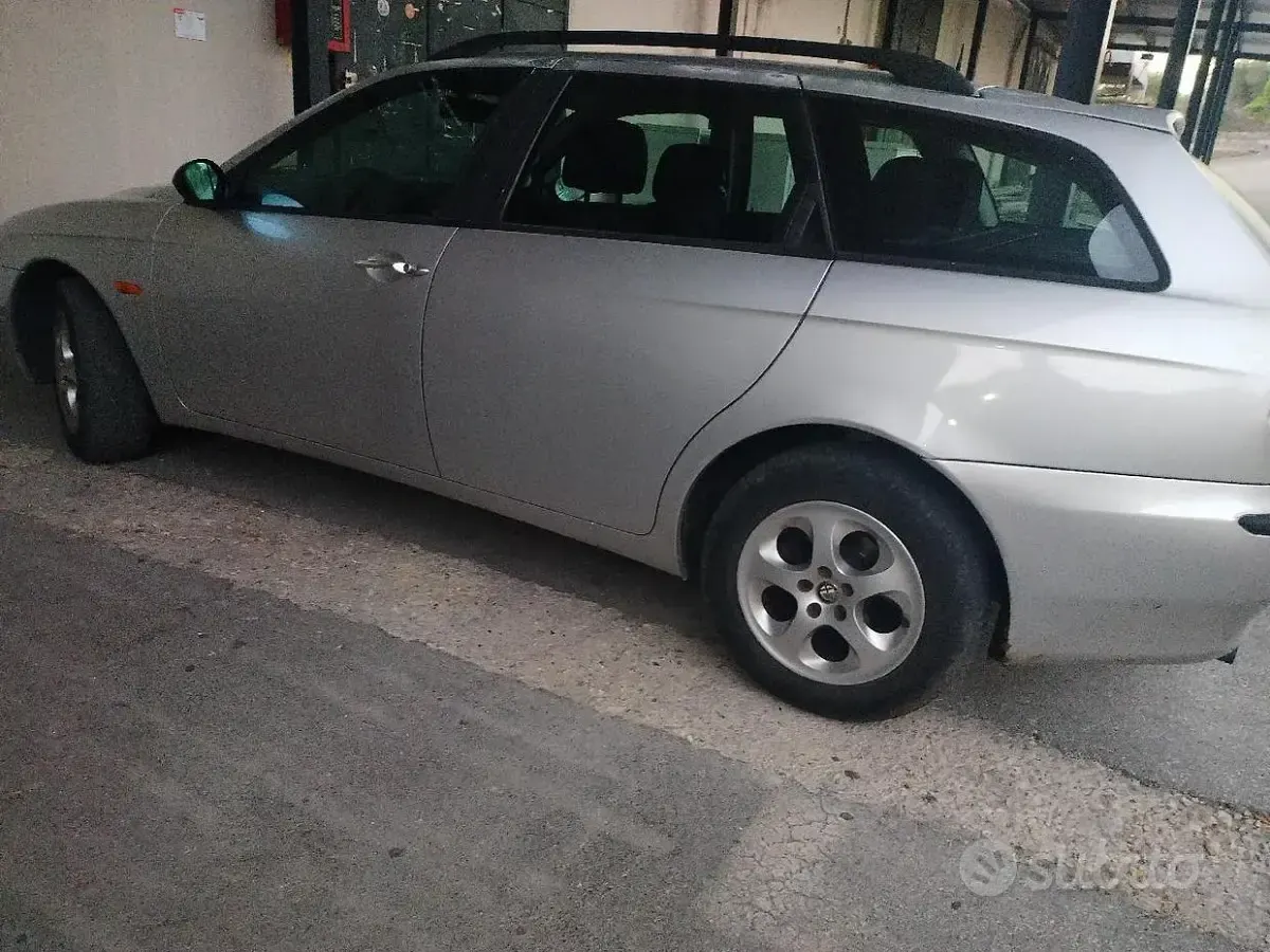 Usata Alfa Romeo 156 116 CV (85 kW) 2002 Grigio Station wagon