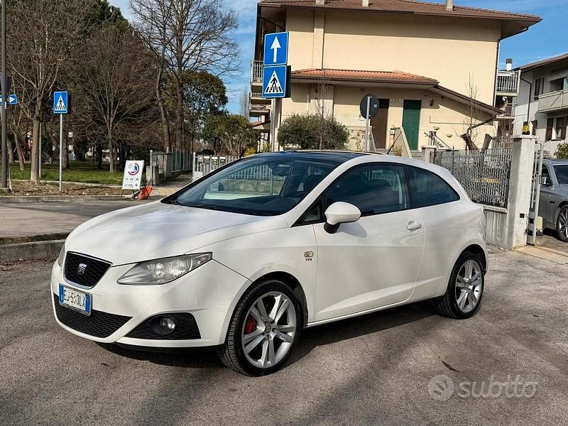 Usata Seat Ibiza Sport 105 CV (77 kW) 2011 Bianco Coupé