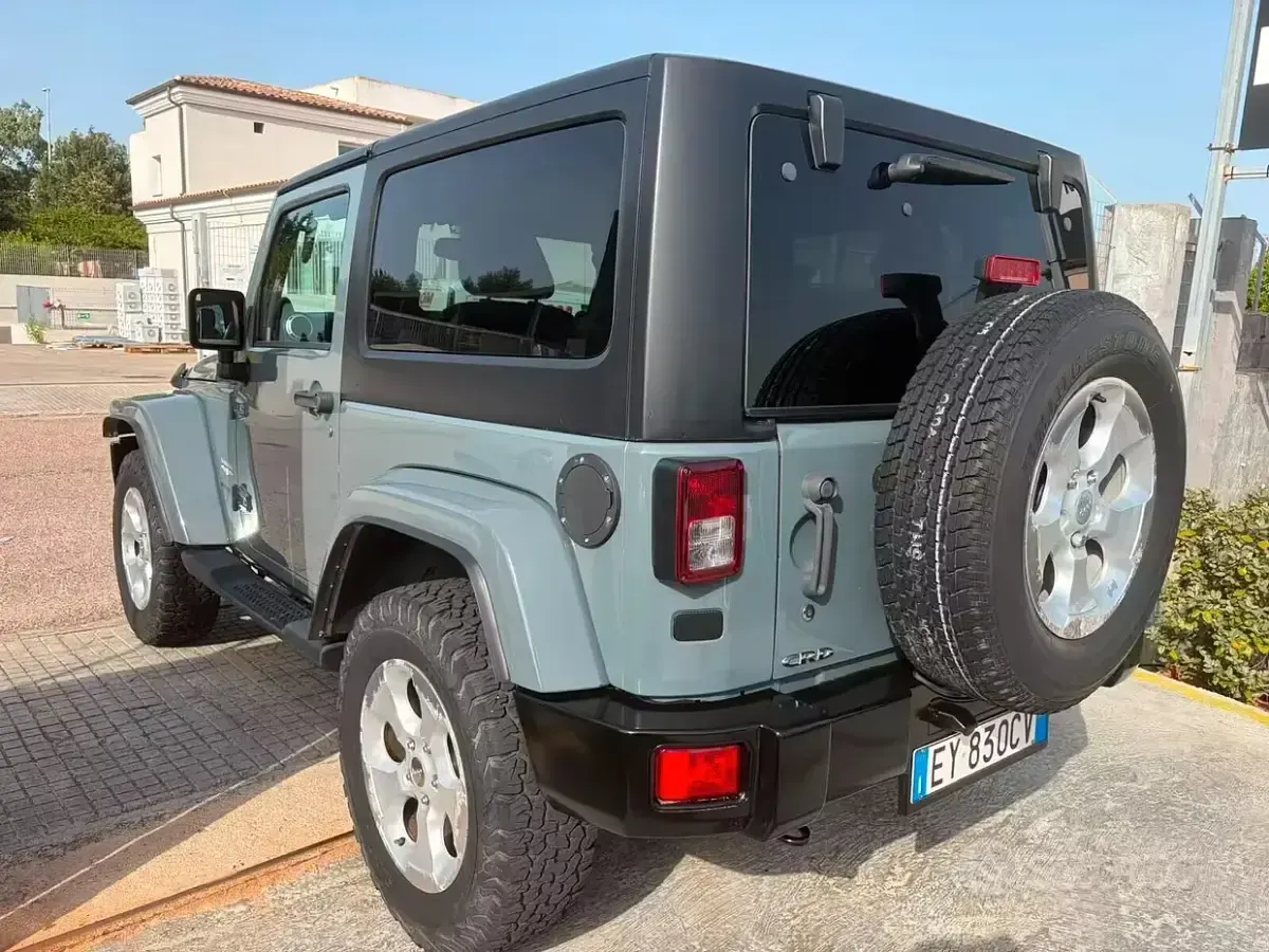 Usata Jeep Wrangler 200 CV (147 kW) 2015 Grigio SUV