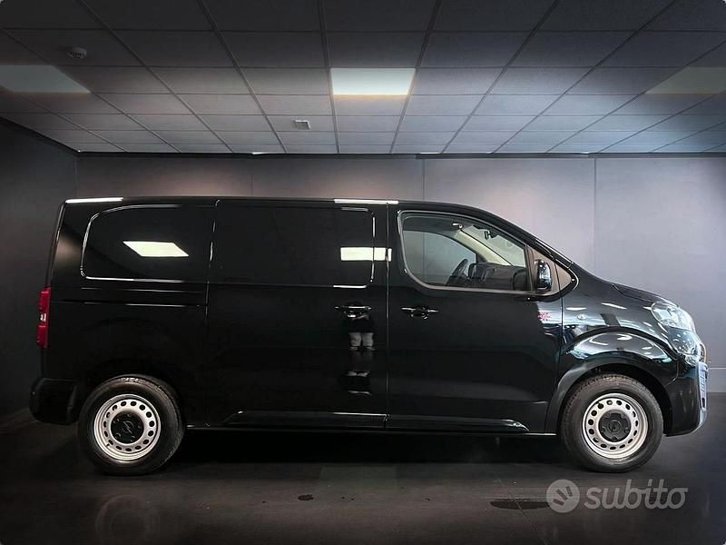 Nuova Opel Vivaro 145 CV (106 kW) 2025 Nero Monovolume