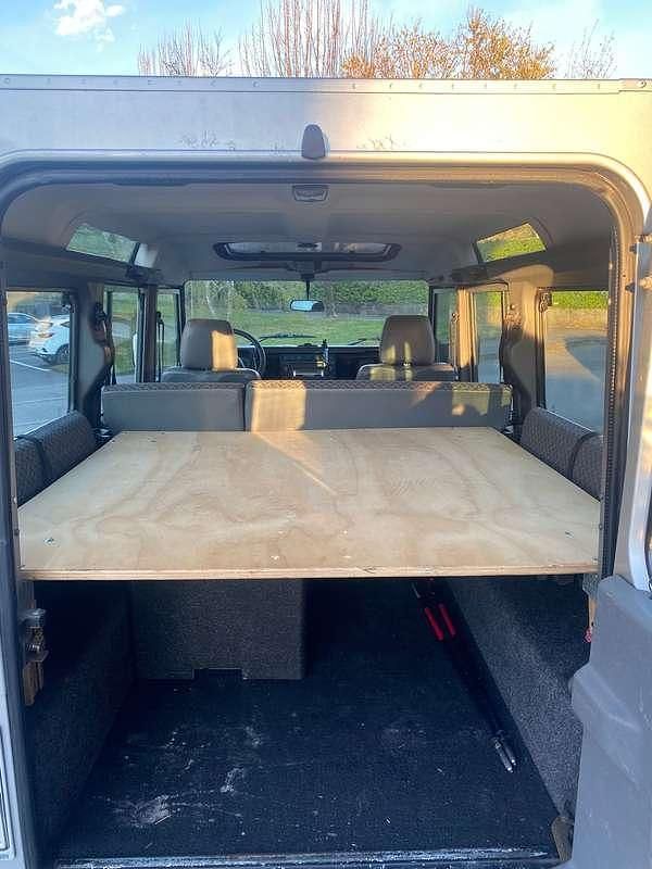 Usata Land Rover Defender 122 CV (89 kW) 2002 Argento Station wagon