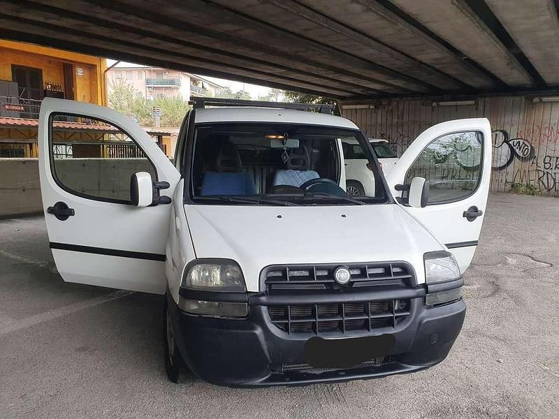 Usata Fiat Doblò 101 CV (74 kW) 2003 Monovolume