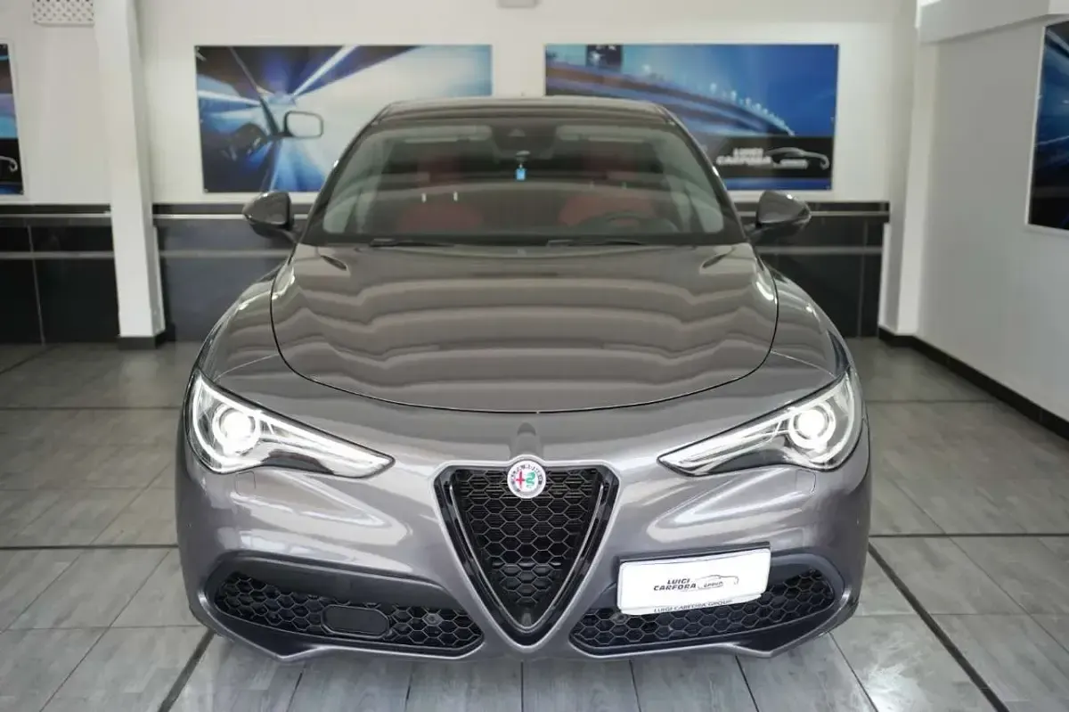 Usata Alfa Romeo Stelvio Business 190 CV (139 kW) 2020 Grigio SUV