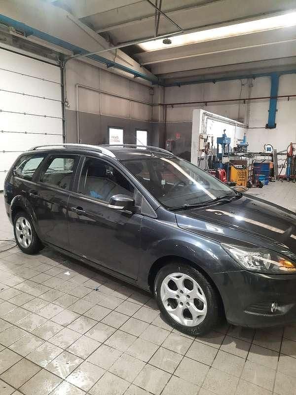 Usata Ford Focus Style 109 CV (80 kW) 2010 Station wagon