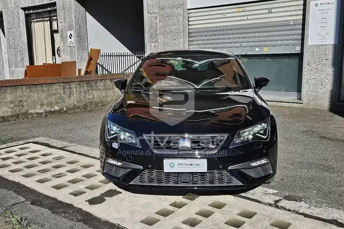 Usata Seat Leon FR 150 CV (110 kW) 2017 Nero Utilitaria