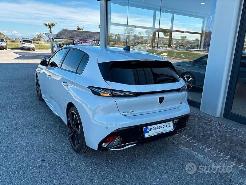 Usata Peugeot 308 GT 114 kW (156 CV) 2024 Bianco Berlina
