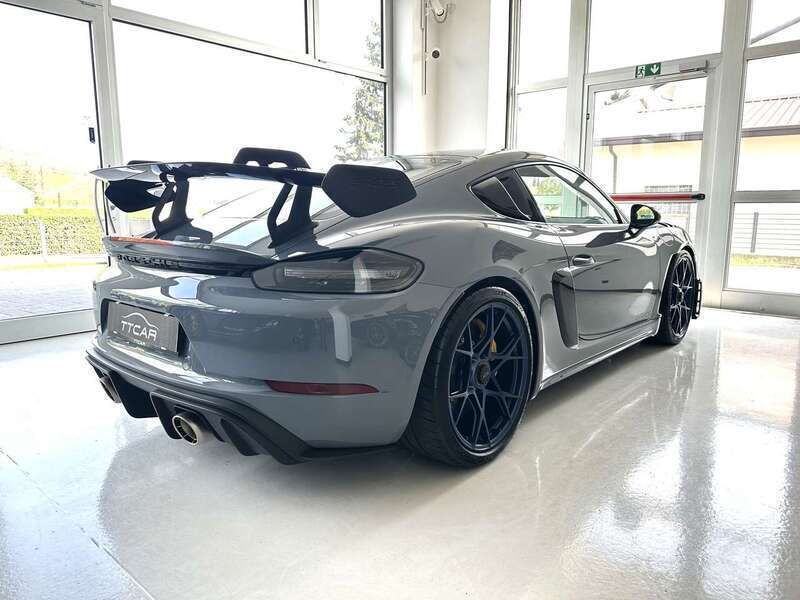 Nuova Porsche 718 Cayman GT4 500 CV (367 kW) 2025 Grigio artico Coupé