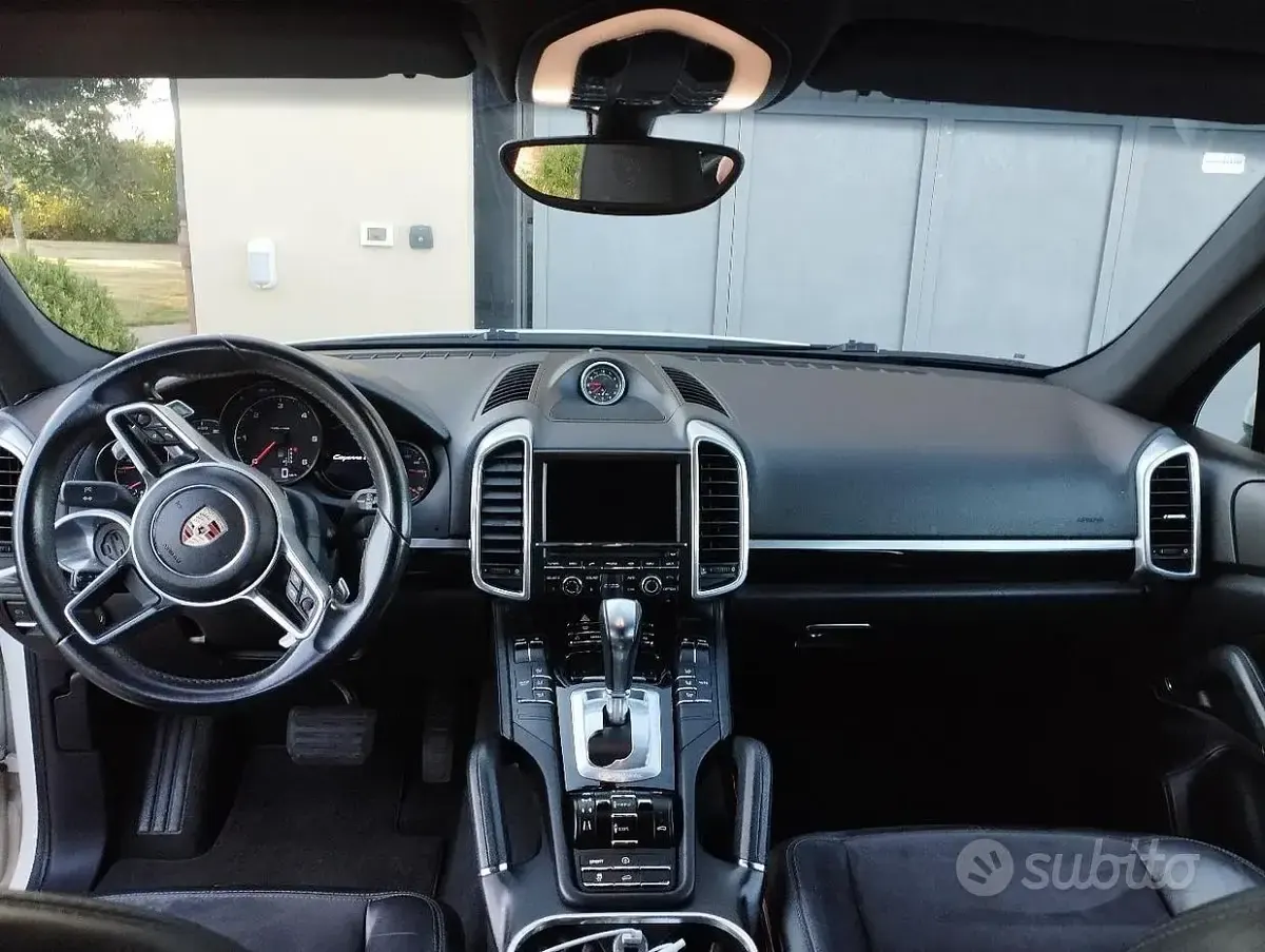 Usata Porsche Cayenne 245 CV (180 kW) 2011 SUV