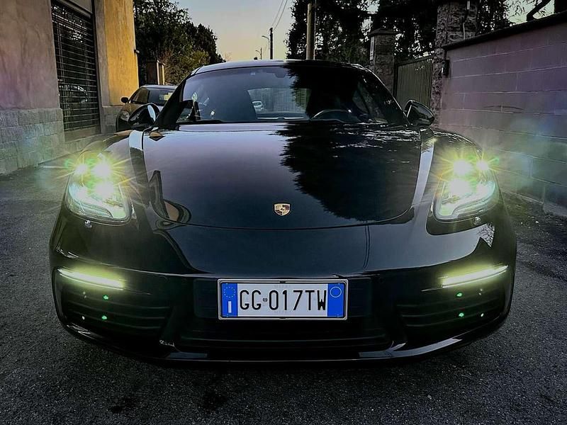 Nero Usata 2020 Porsche 718 Cayman Coupé | 64.900 € (Buon prezzo) - Immagine 1/4