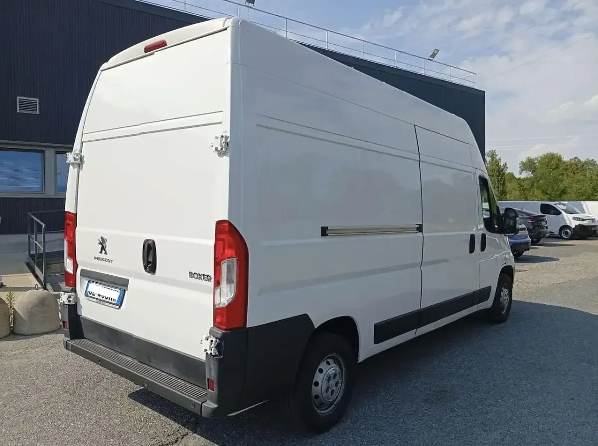Usata Peugeot Boxer 140 CV (102 kW) 2021 Other Furgone