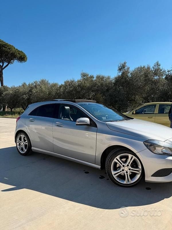 Usata Mercedes A180 2013 Grigio Berlina