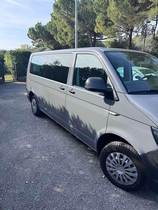 Usado VW Transporter 102 CV (75 kW) 2018 Gris Van